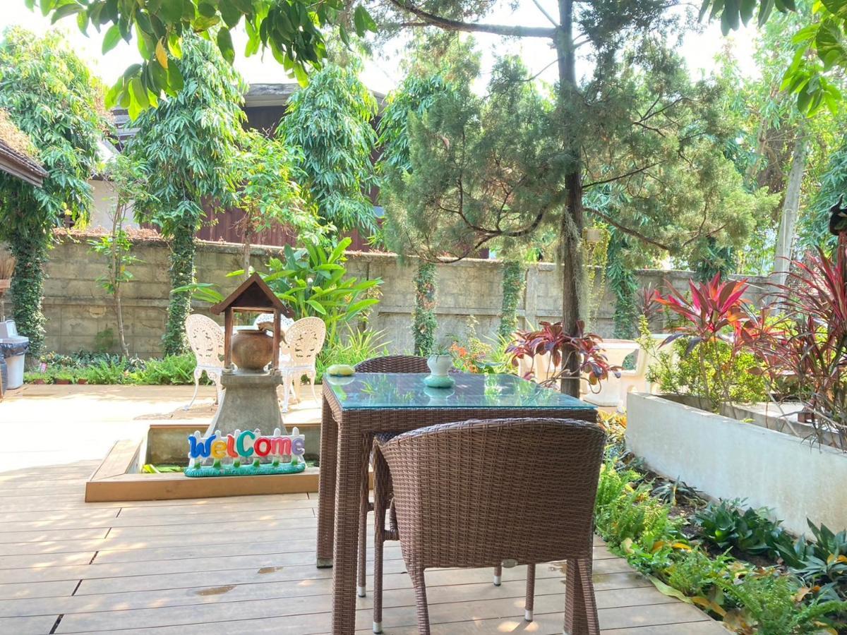 Wiriya House Hostel Chiang Mai Exterior photo